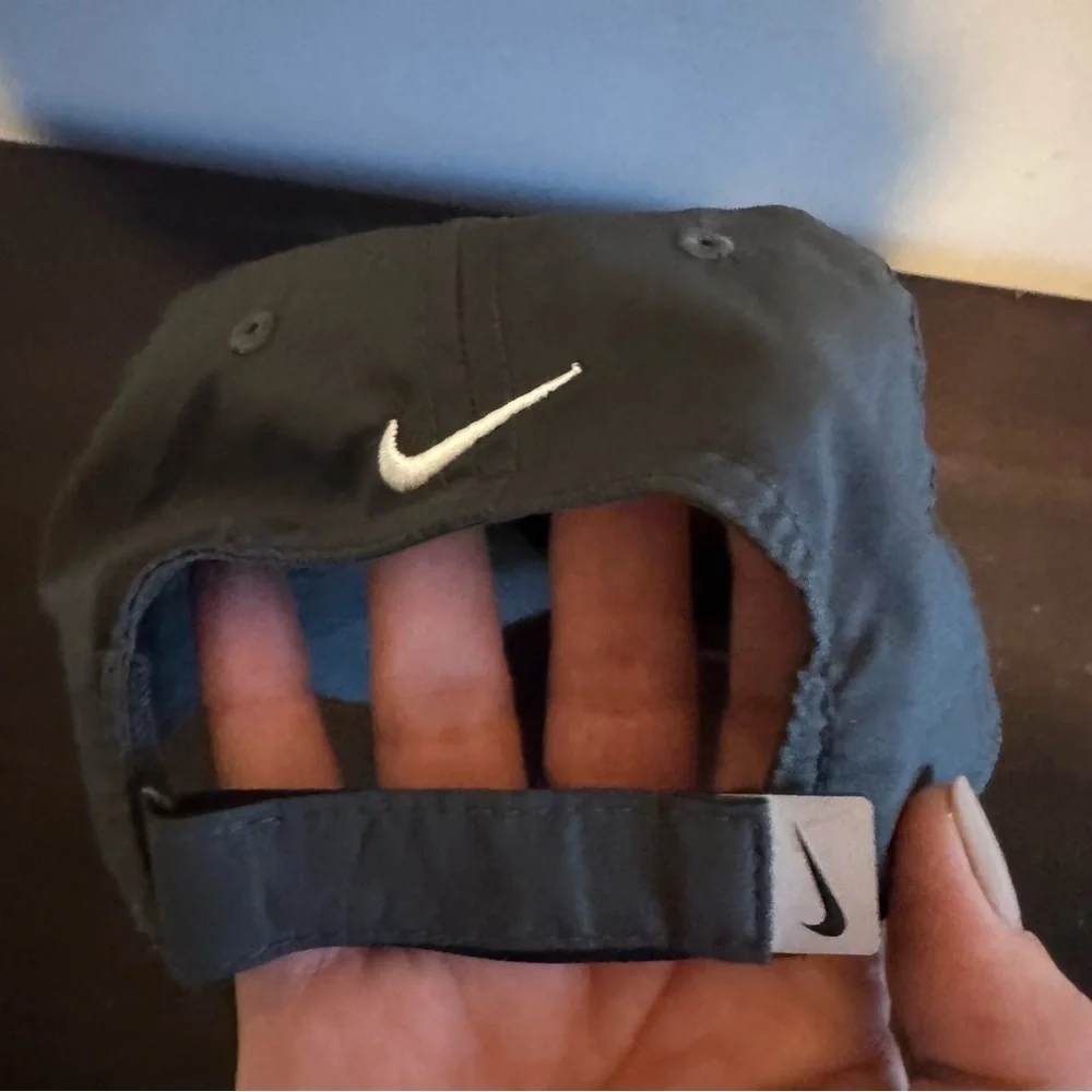 Nike Black Baseball Cap with White Swoosh - Child